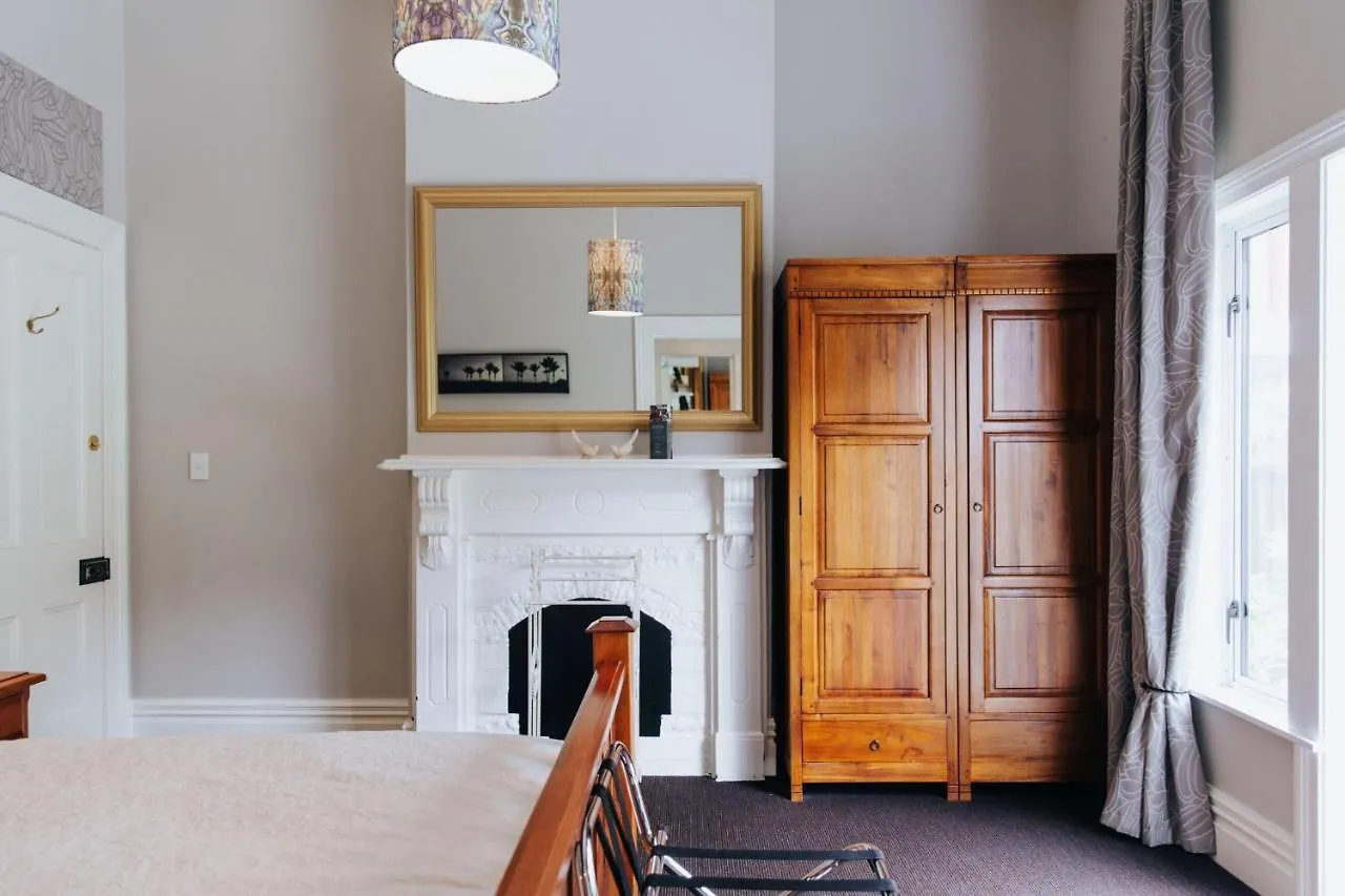 *** Guest house Pomeroys On Kilmore Christchurch New Zealand